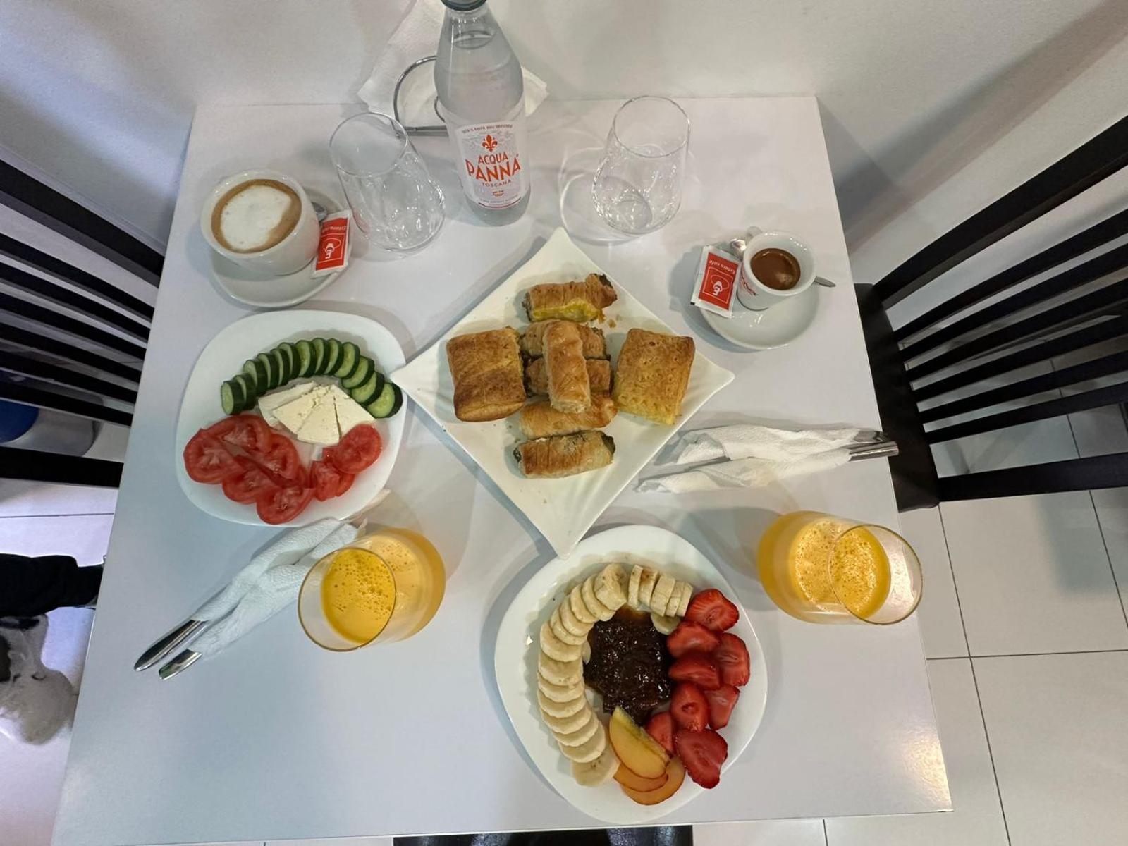 Hotel Europa กรูเยอ ภายนอก รูปภาพ