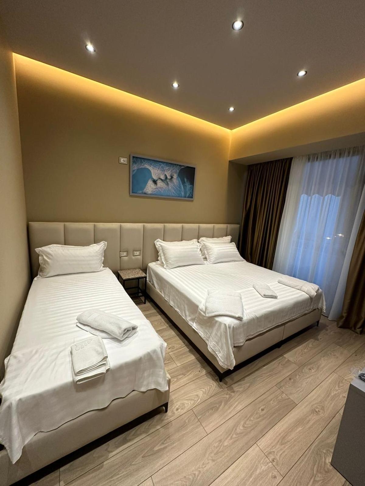 Hotel Europa กรูเยอ ภายนอก รูปภาพ