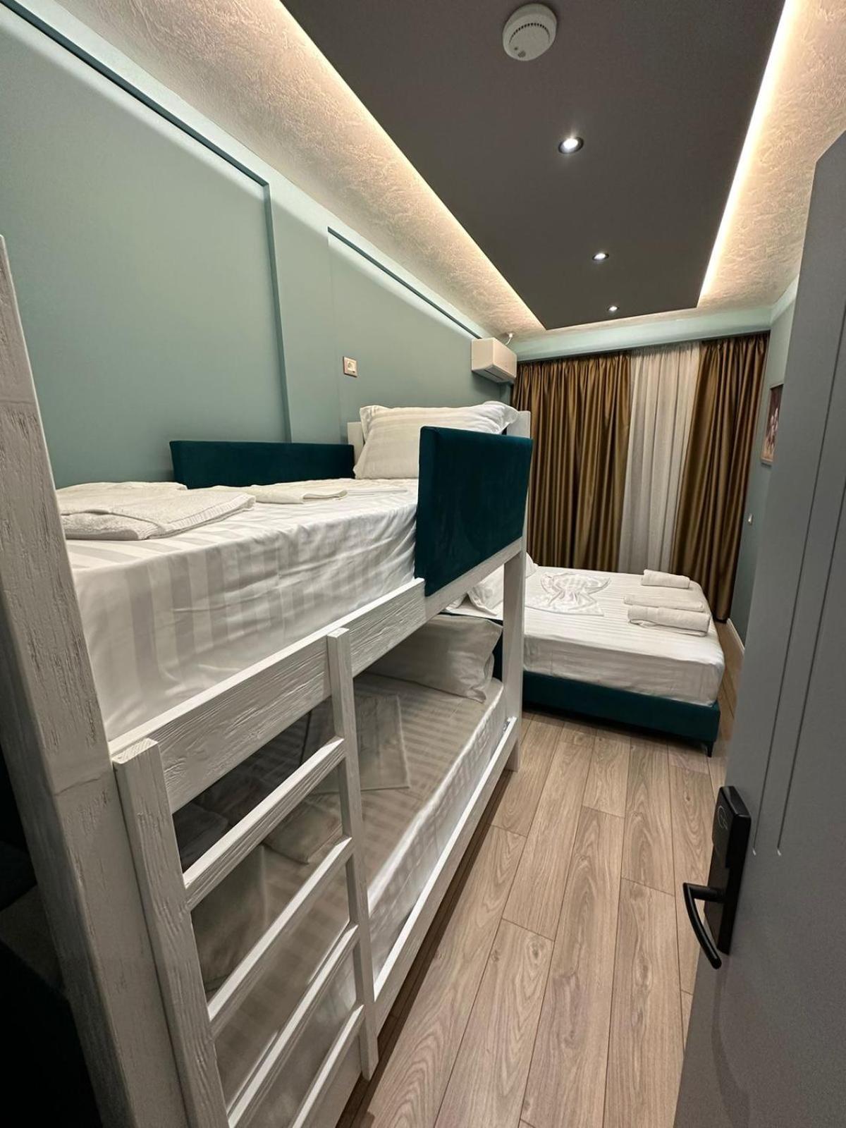 Hotel Europa กรูเยอ ภายนอก รูปภาพ