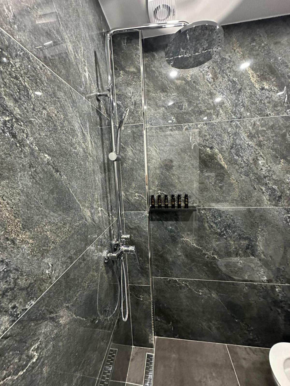 Hotel Europa กรูเยอ ภายนอก รูปภาพ