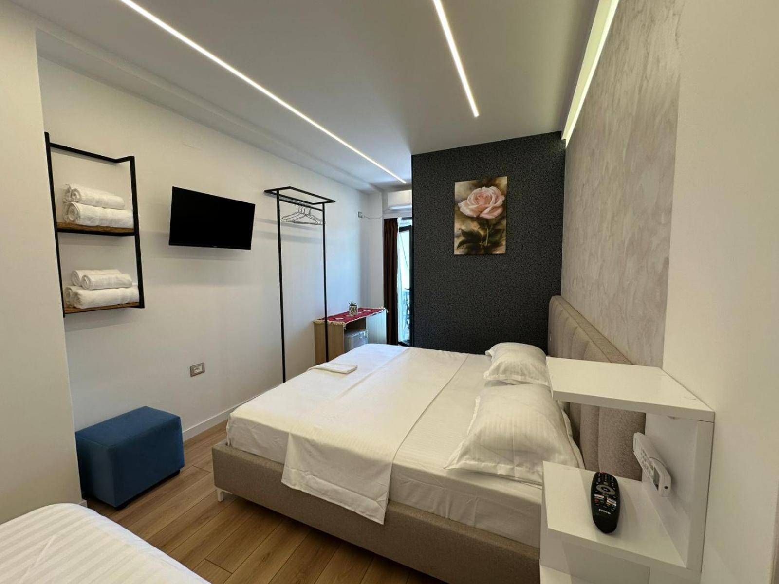 Hotel Europa กรูเยอ ภายนอก รูปภาพ